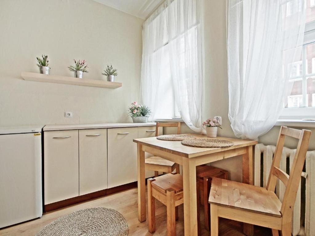 Apartament Kameralny 17 กดัญสก์ ภายนอก รูปภาพ